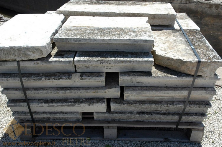 Antica cornice