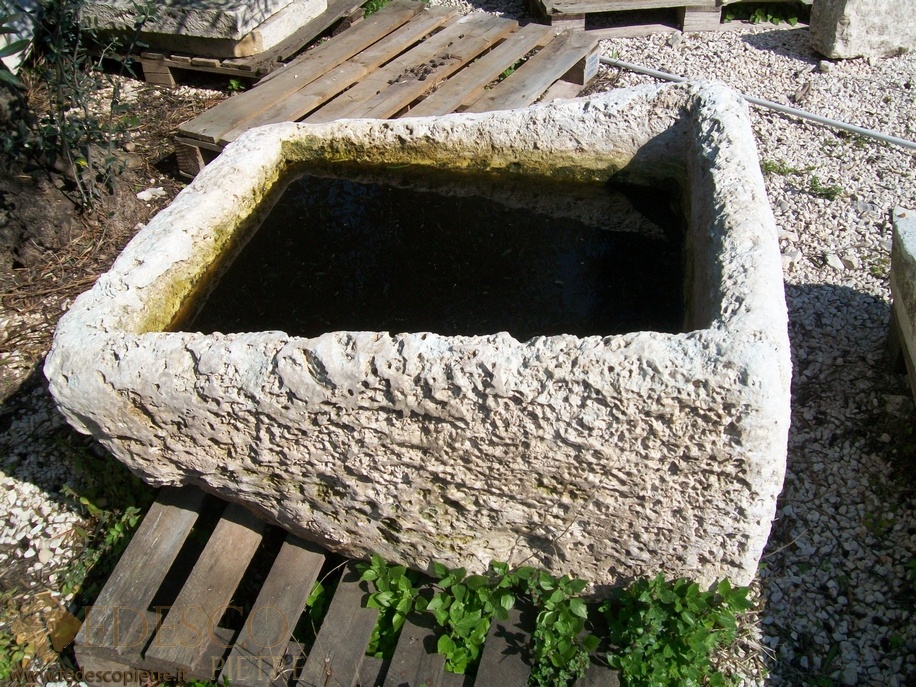 Antica vasca