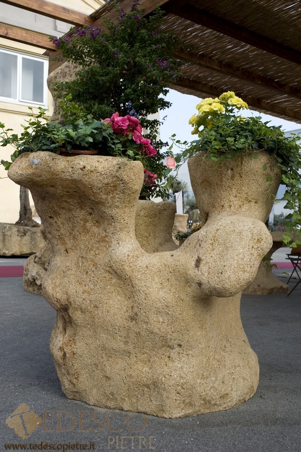 Fioriera in Pietra Naturale