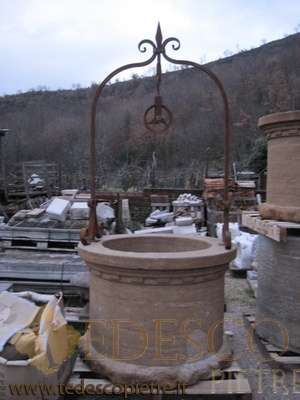 Pozzo in pietra