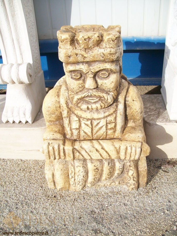 Statua in pietra